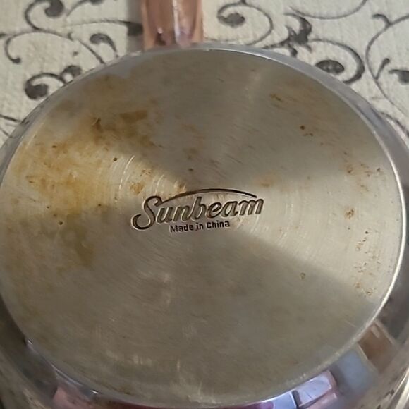 Sunbeam Copper and Stainless Steel Saucepan - Picture 3 of 3